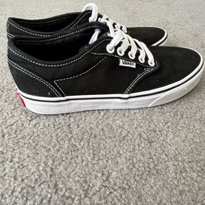 Black Low-Top Authentic Vans, size 7.5